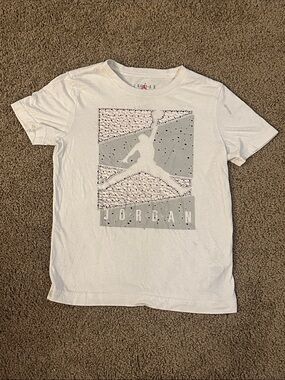 Jordan White Boys Short Sleeve Tee with Gray Graphic
